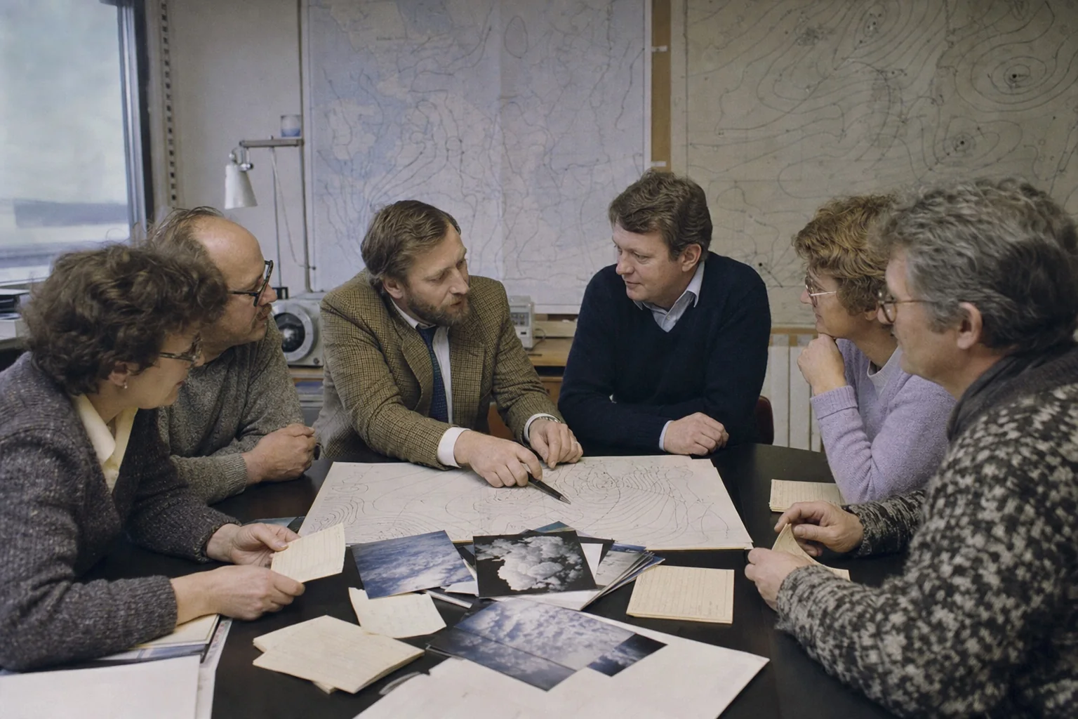 Foreningens medlemmer mødes med professionelle meteorologer